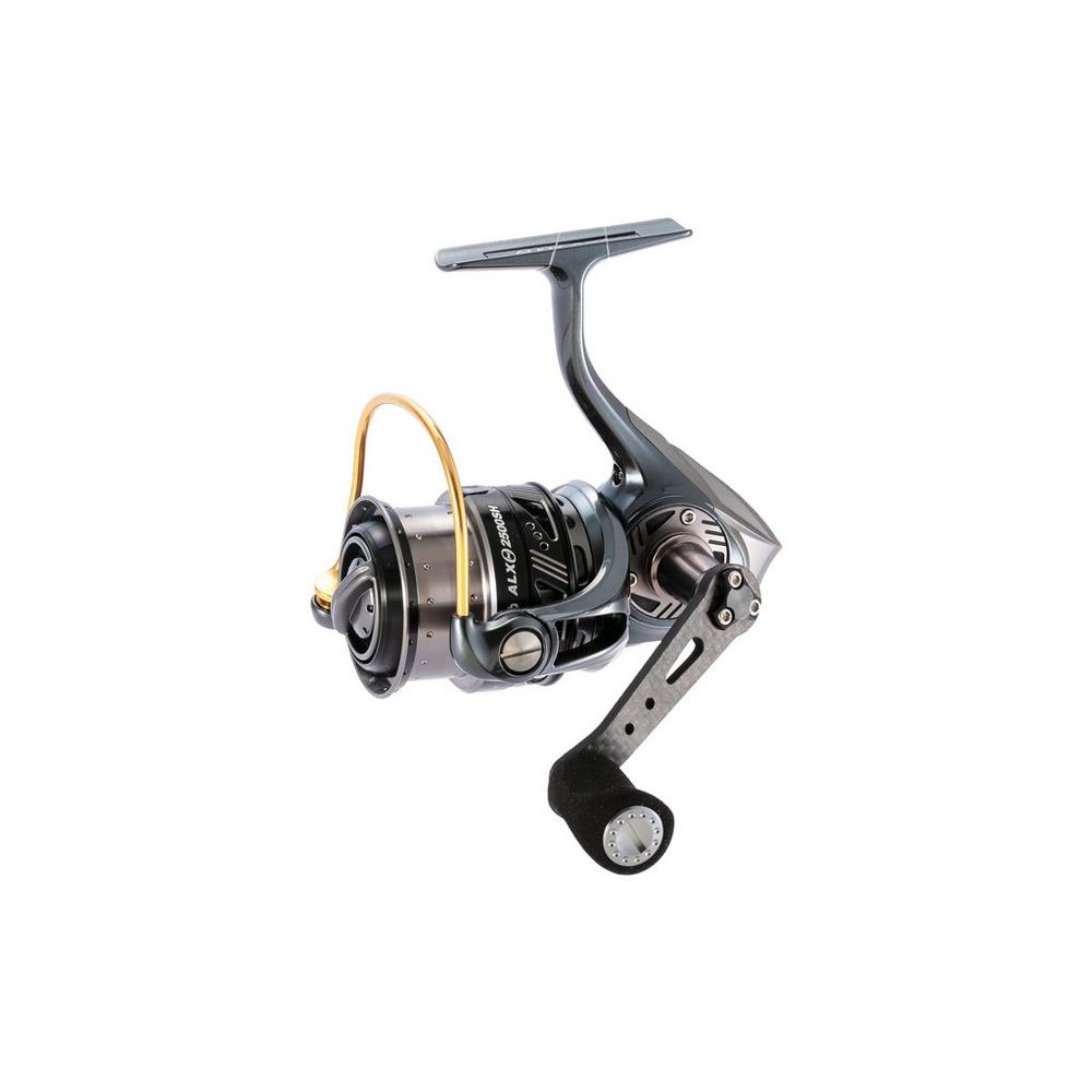 Abu Garcia Reel Revo - รอกตกปลาแบบสปินนิ่ง ABU GARCIA รุ่น Revo ALX