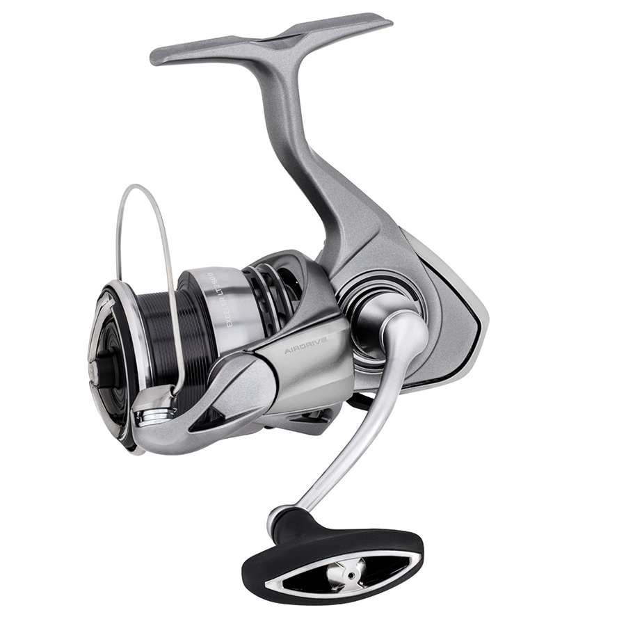 รอกตกปลาไดว่า รุ่นเอ็กเซลเลอร์ - Abu Garcia Reel Revo บทวิจารณ์และราคา